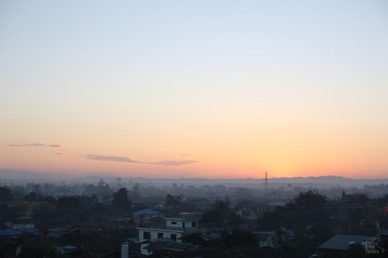 ညနေပိုင်း အပန်းဖြေ၊ဖျော်ဖြေရေးအတွက် ကာရာအိုကေတွေပဲရှိတတ်ပါတယ်။ 