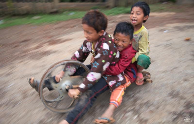 Kids play on the streets of Lahe