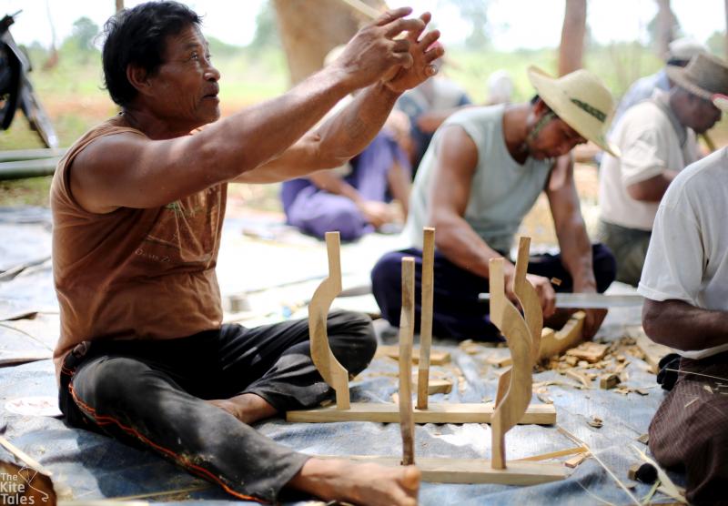 Carving the totem crown